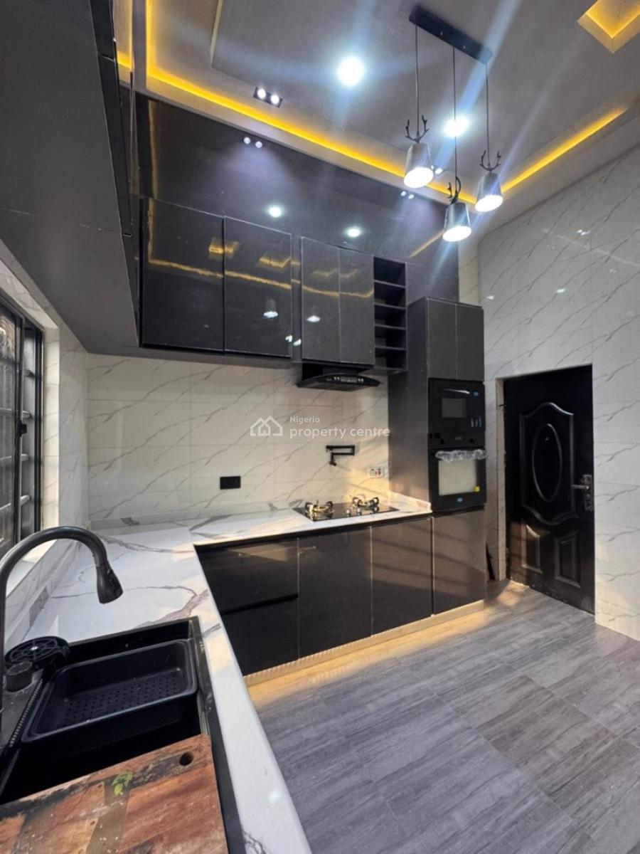 3 Bedroom Loft Bungalow, Rumuodomaya, Port Harcourt, Rivers, Terraced Bungalow for Sale