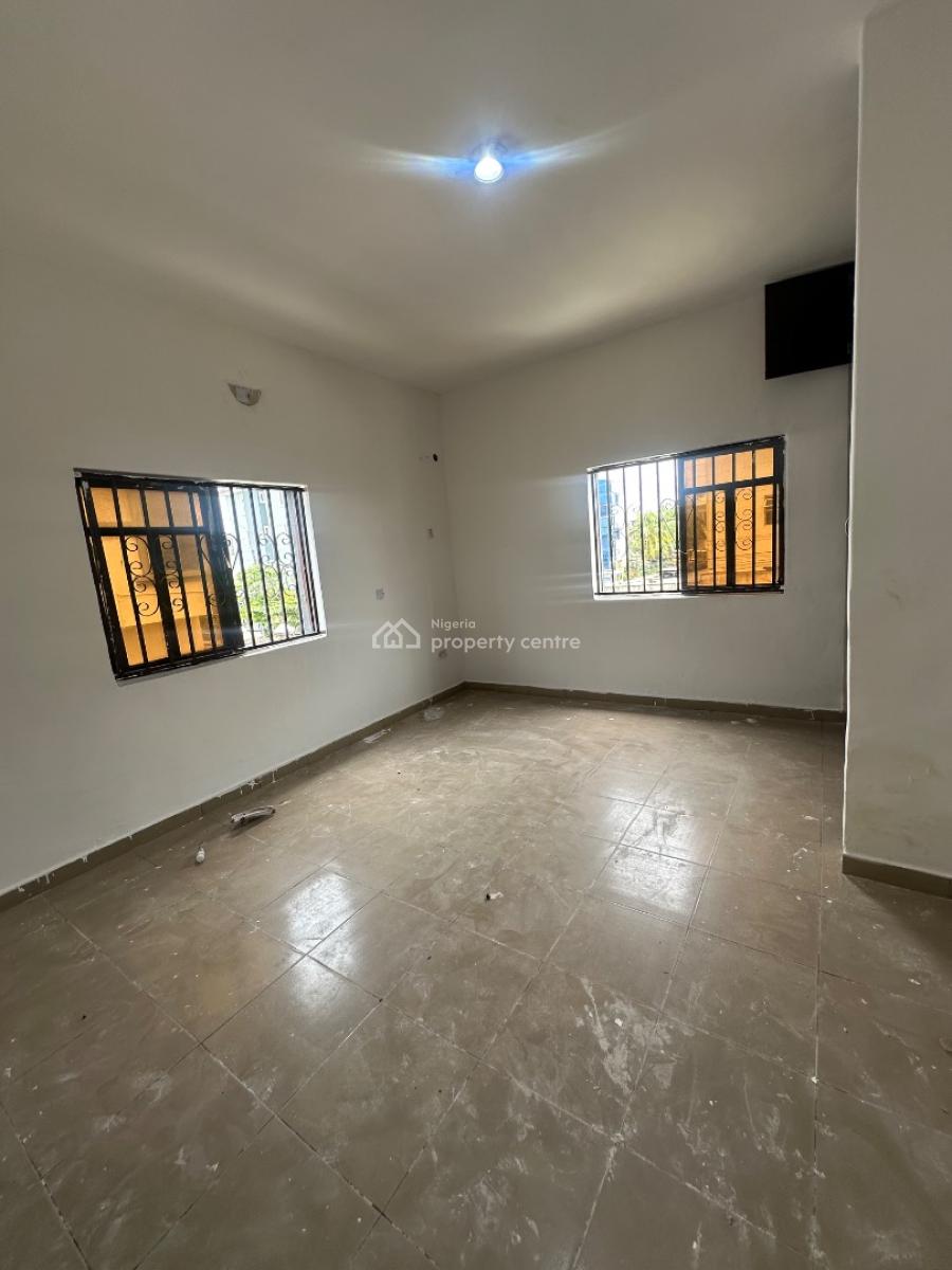 a Room in a Shared Apt, Mudashiru Eletu , Canal West Estate., Osapa, Lekki, Lagos, Self Contain (single Rooms) for Rent