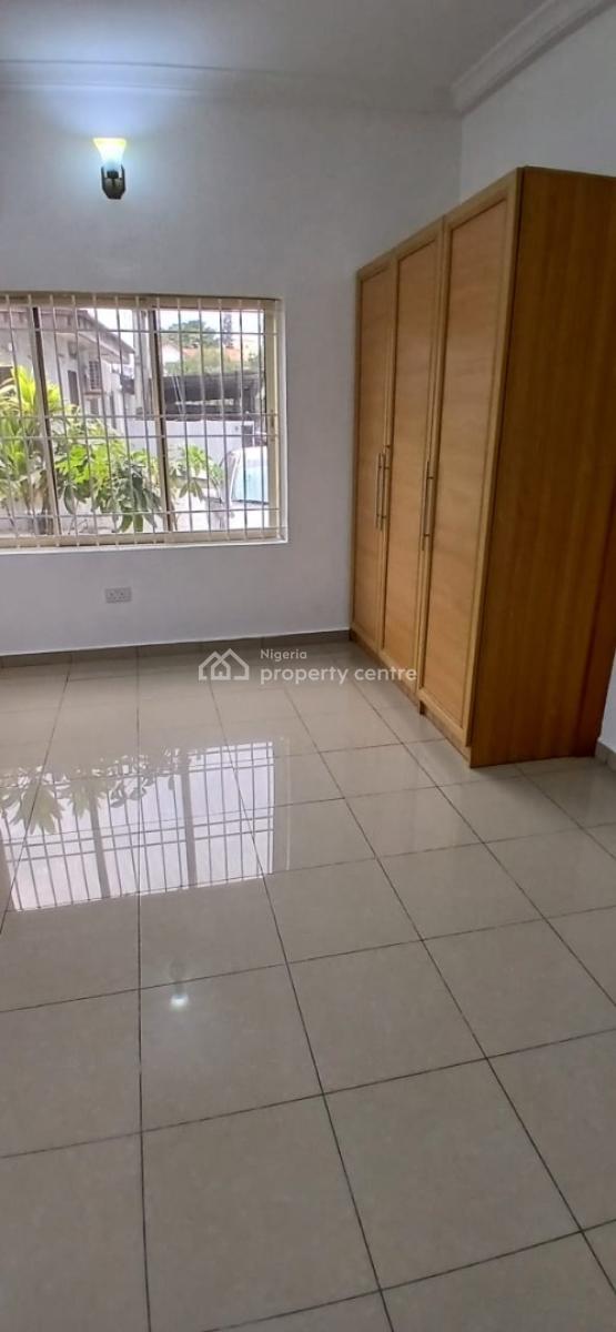 Excellent Fully Serviced 3 Bedroom Flat with a Room Bq, Shonibare Estate, Ikeja Gra, Ikeja, Lagos, Flat / Apartment for Rent