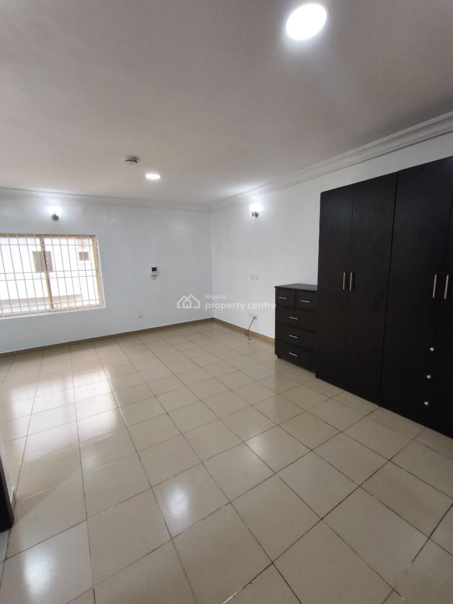 Excellent Fully Serviced 3 Bedroom Flat with a Room Bq, Shonibare Estate, Ikeja Gra, Ikeja, Lagos, Flat / Apartment for Rent