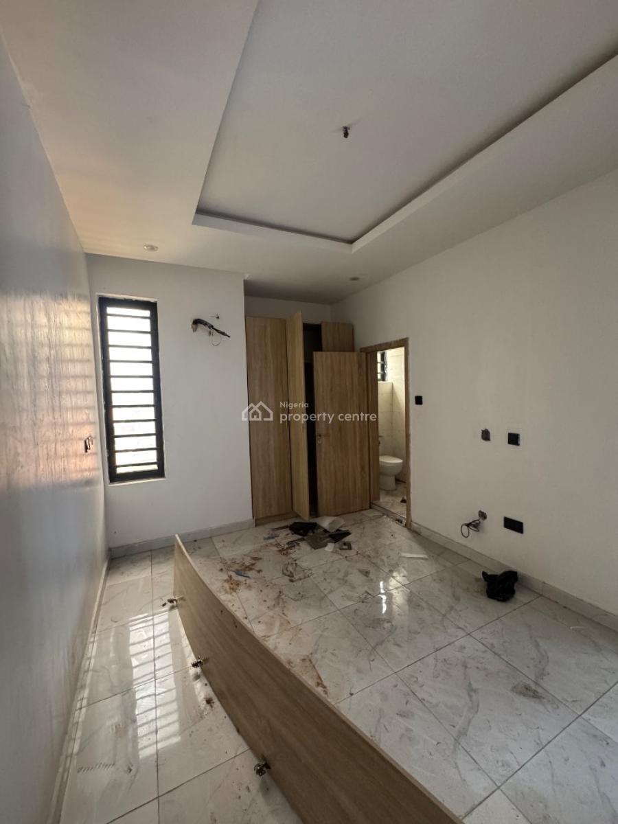 𝐖𝐄𝐋𝐋 𝐌𝐀𝐈𝐍𝐓𝐀𝐈𝐍𝐄𝐃 2 𝐁𝐄𝐃𝐑𝐎𝐎𝐌 𝐀𝐏𝐀𝐑𝐓𝐌𝐄𝐍𝐓, Ikate, Lekki, Ikate, Lekki, Lagos, Flat / Apartment for Rent