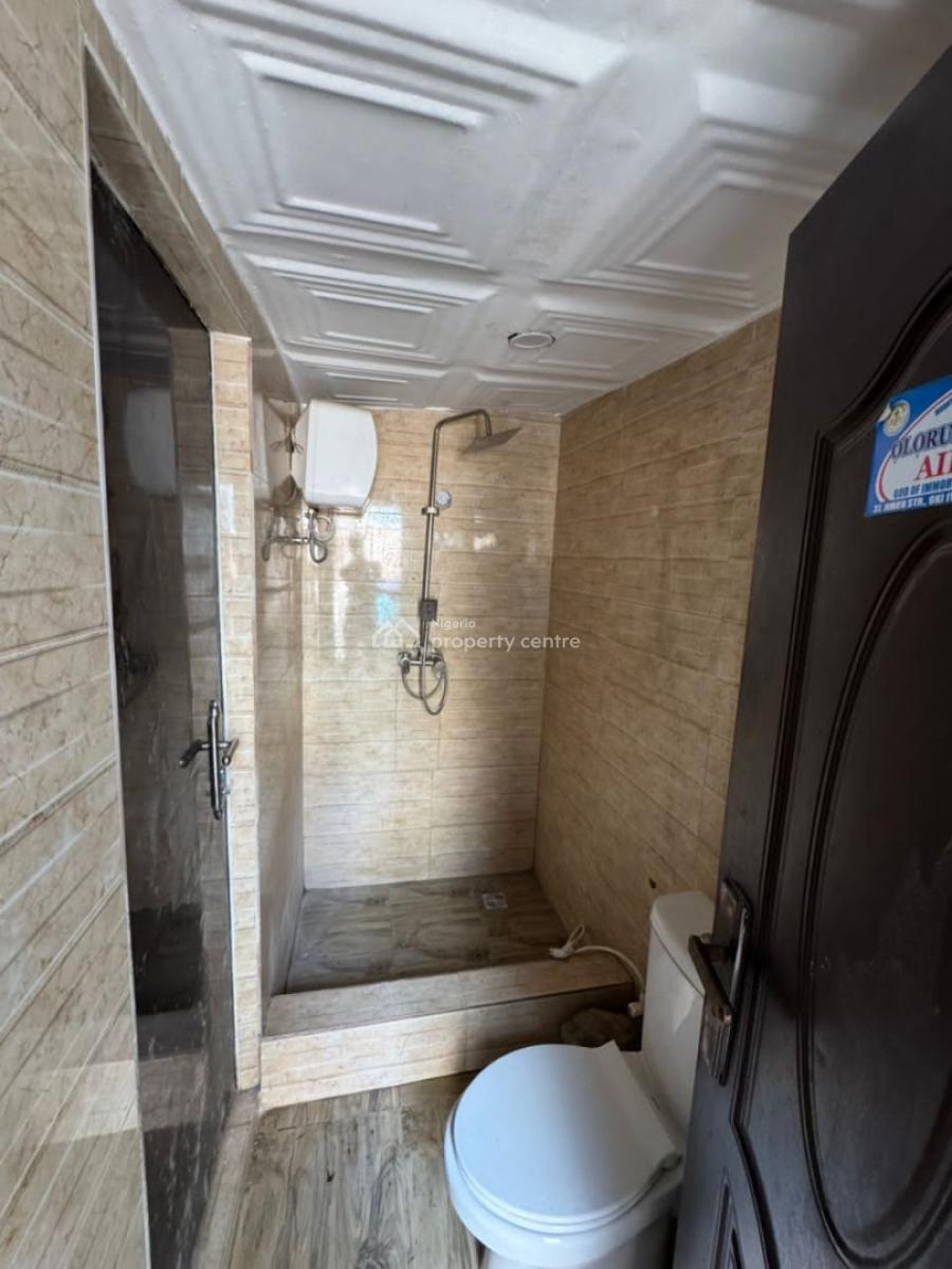 Mini Flat ( Room and Parlour Space) in a Scured Estate with Code Access, Chevyview Estate, Chevron, Lekki, Lagos, Mini Flat (room and Parlour) for Rent
