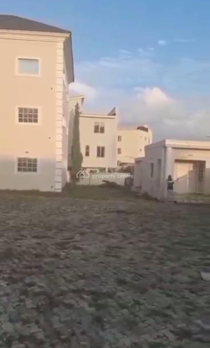 Distress Mini Estate, Katampe Extension, Katampe, Abuja, Block of Flats for Sale