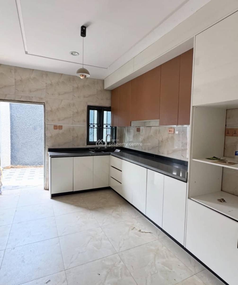 Luxury 4-bedroom Terrace Duplex with Bq, Jahi, Abuja, Terraced Duplex for Rent