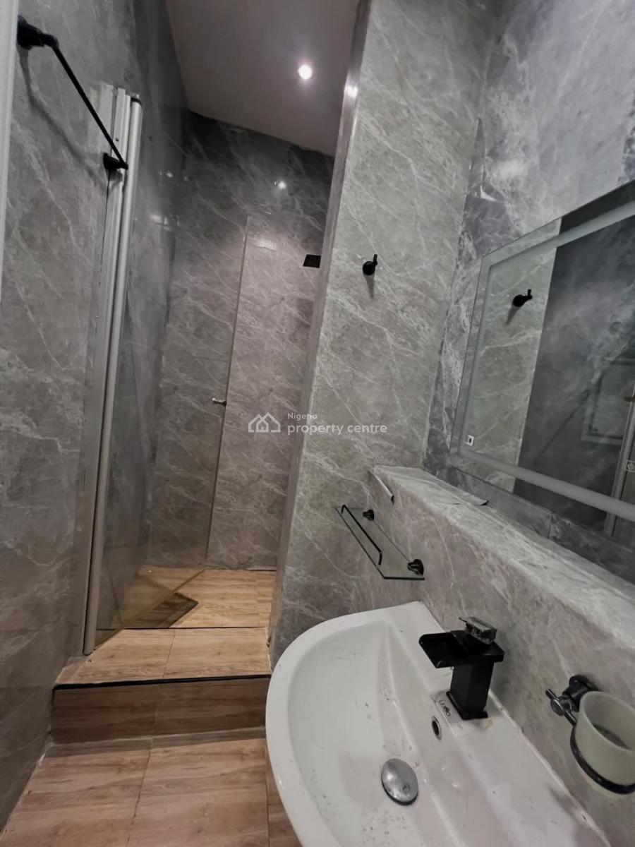 2 𝐁𝐄𝐃𝐑𝐎𝐎𝐌 𝐀𝐏𝐀𝐑𝐓𝐌𝐄𝐍𝐓 𝐔𝐏, Lekki Phase 1, Lekki Phase 1, Lekki, Lagos, Flat / Apartment for Rent