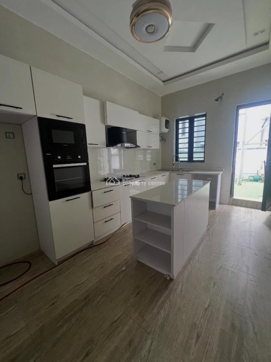 4 𝐁𝐄𝐃𝐑𝐎𝐎𝐌 𝐒𝐄𝐌𝐈 𝐃𝐄𝐓𝐀𝐂𝐇𝐄𝐃 𝐃𝐔𝐏𝐋𝐄𝐗, Ologolo, Lekki, Ologolo, Lekki, Lagos, Semi-detached Duplex for Rent