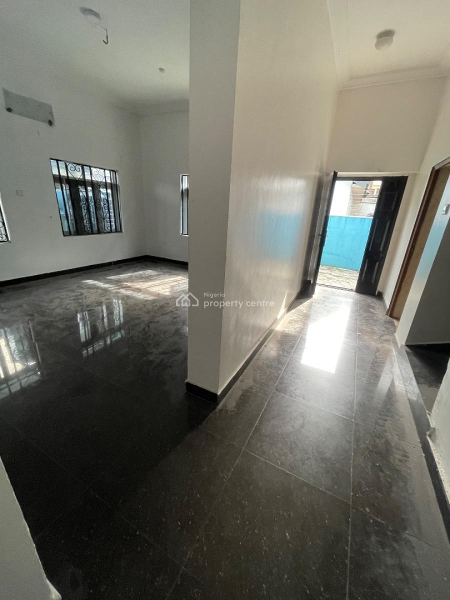 Self Service 2 Bedroom Maisonnette, Lekki Phase 1, Lekki, Lagos, Terraced Duplex for Rent