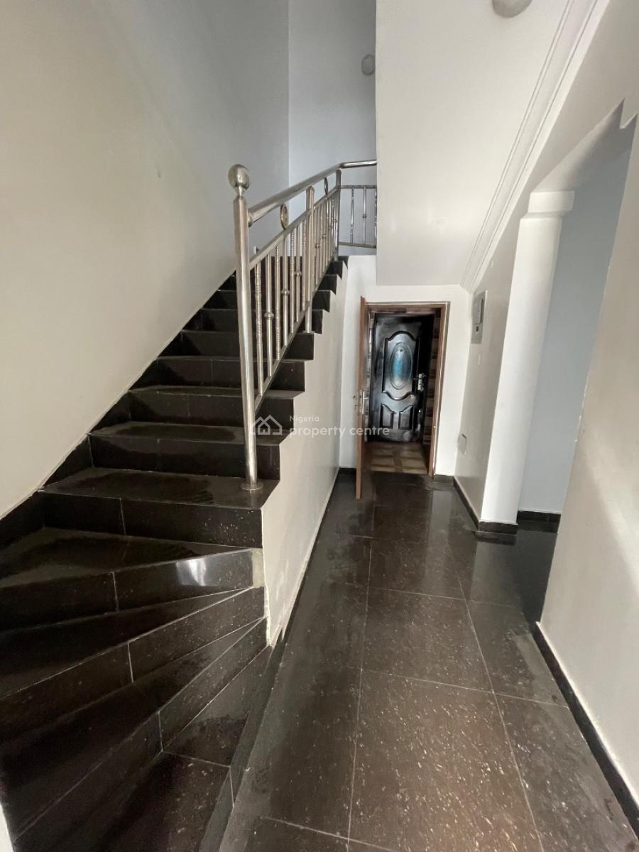 Self Service 2 Bedroom Maisonnette, Lekki Phase 1, Lekki, Lagos, Terraced Duplex for Rent