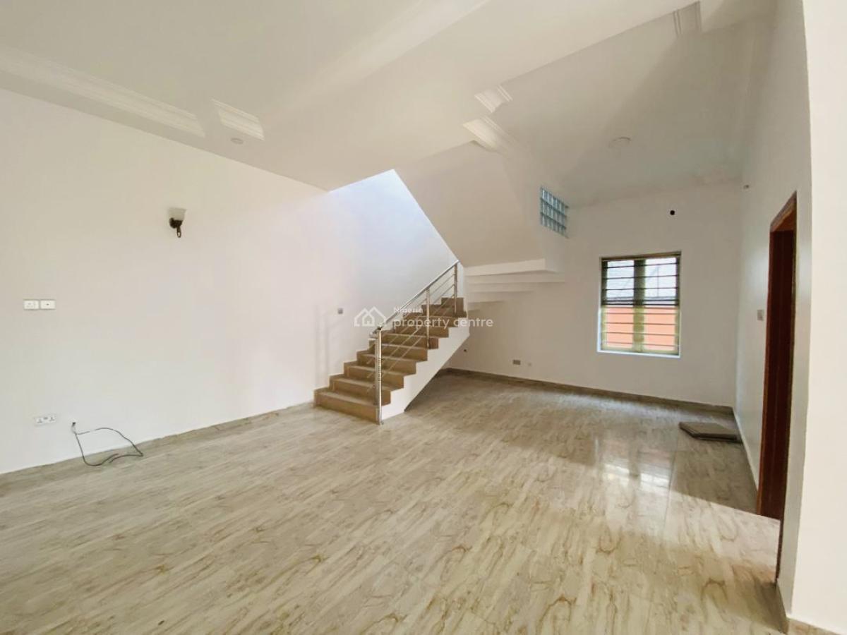 Very Spacious Exquisite 3 Bedroom Duplex, Agungi, Lekki, Lagos, Semi-detached Duplex for Rent