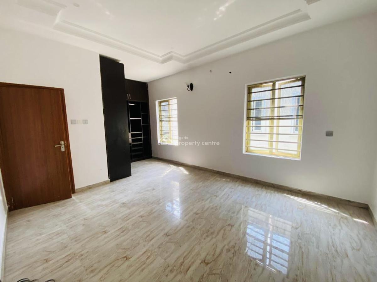 Very Spacious Exquisite 3 Bedroom Duplex, Agungi, Lekki, Lagos, Semi-detached Duplex for Rent