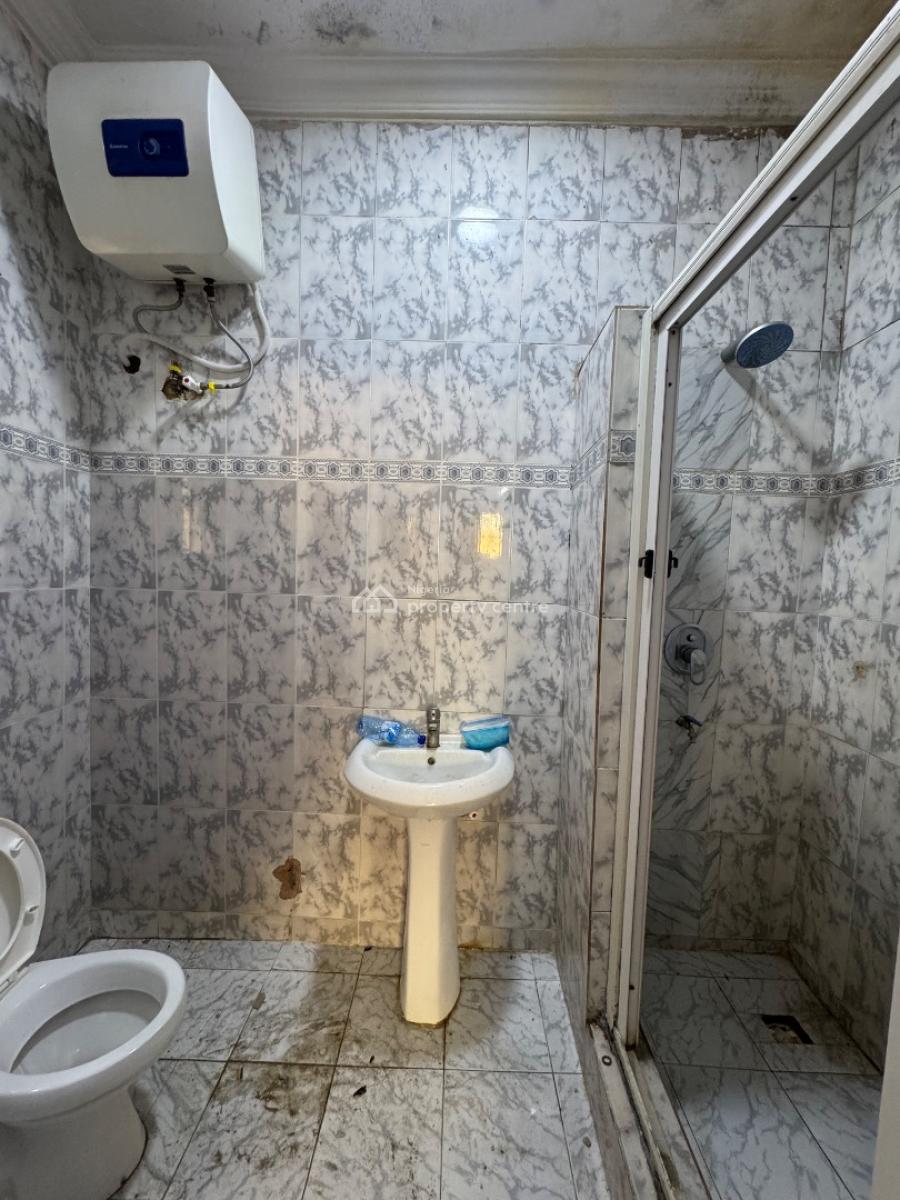 𝐖𝐄𝐋𝐋 𝐌𝐀𝐈𝐍𝐓𝐀𝐈𝐍𝐄𝐃 2 𝐁𝐄𝐃𝐑𝐎𝐎𝐌 𝐀𝐏𝐀𝐑𝐓𝐌𝐄𝐍𝐓, Oniru, Vi, Victoria Island (vi), Lagos, Flat / Apartment for Rent