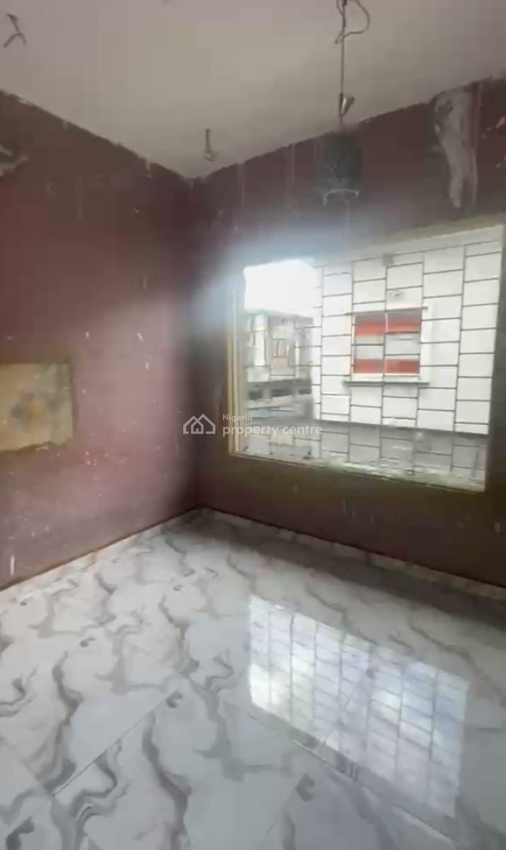 Newly Renovated Spacious 2 Bedroom Apartment, Falolu, Surulere, Lagos, Flat / Apartment for Rent