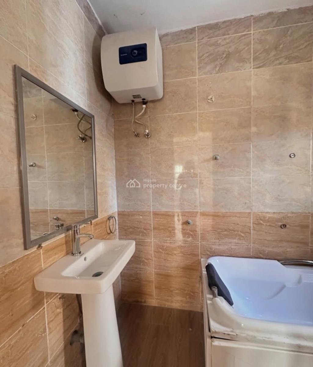 3 Bedroom Apartment Ground Floor, Chevron, Lekki Phase 2, Lekki, Lagos, Flat / Apartment for Rent