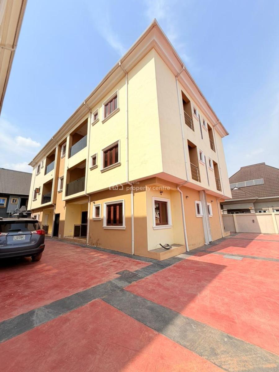 Exquisitely Built 2 Bedroom Apartment, Alimosho, Ikeja, Lagos, House for Sale