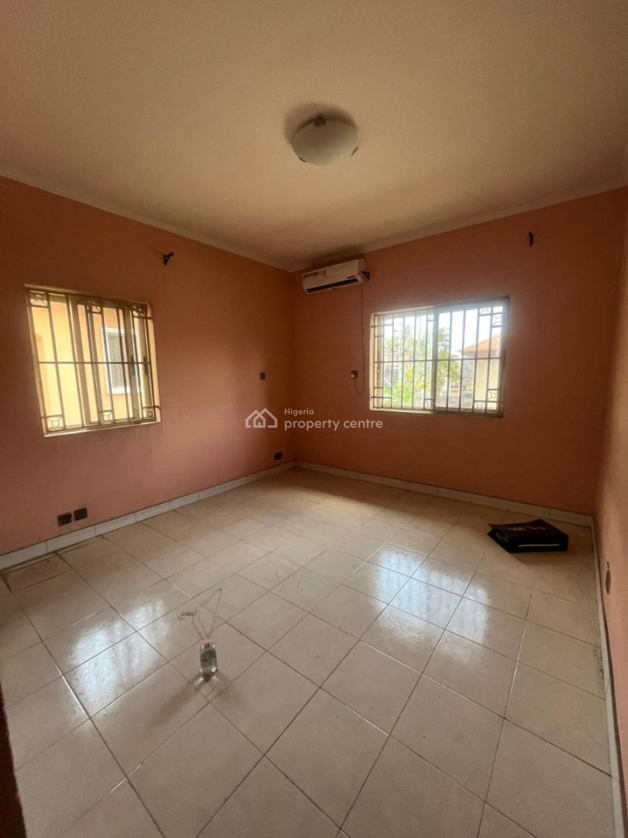 4 Bedroom Semi-detached House, Lekki Phase 1, Lekki, Lagos, Semi-detached Duplex for Rent