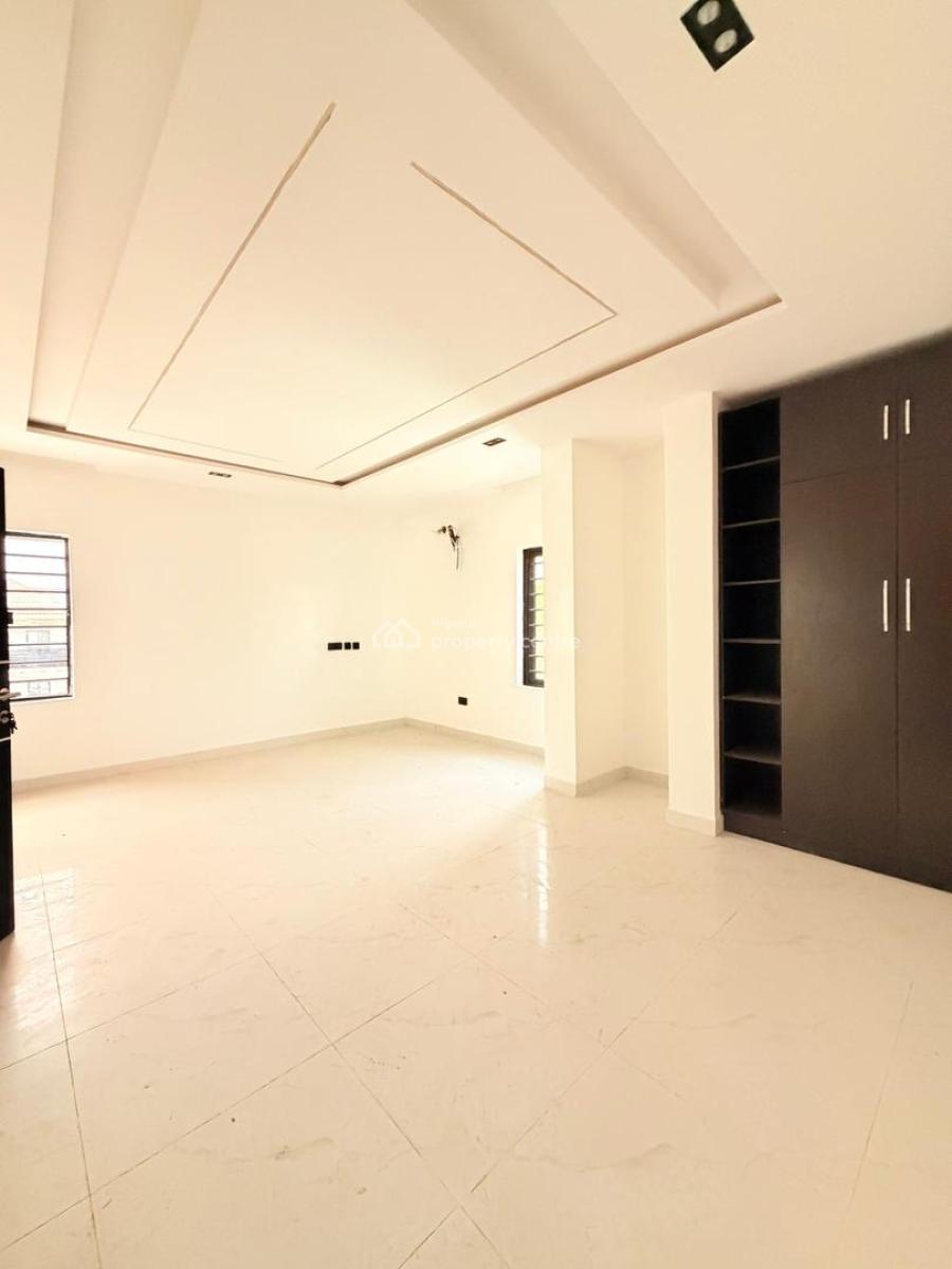Fantastic 4 Bedroom Duplex, Gra Phase 1, Magodo, Lagos, Detached Duplex for Sale