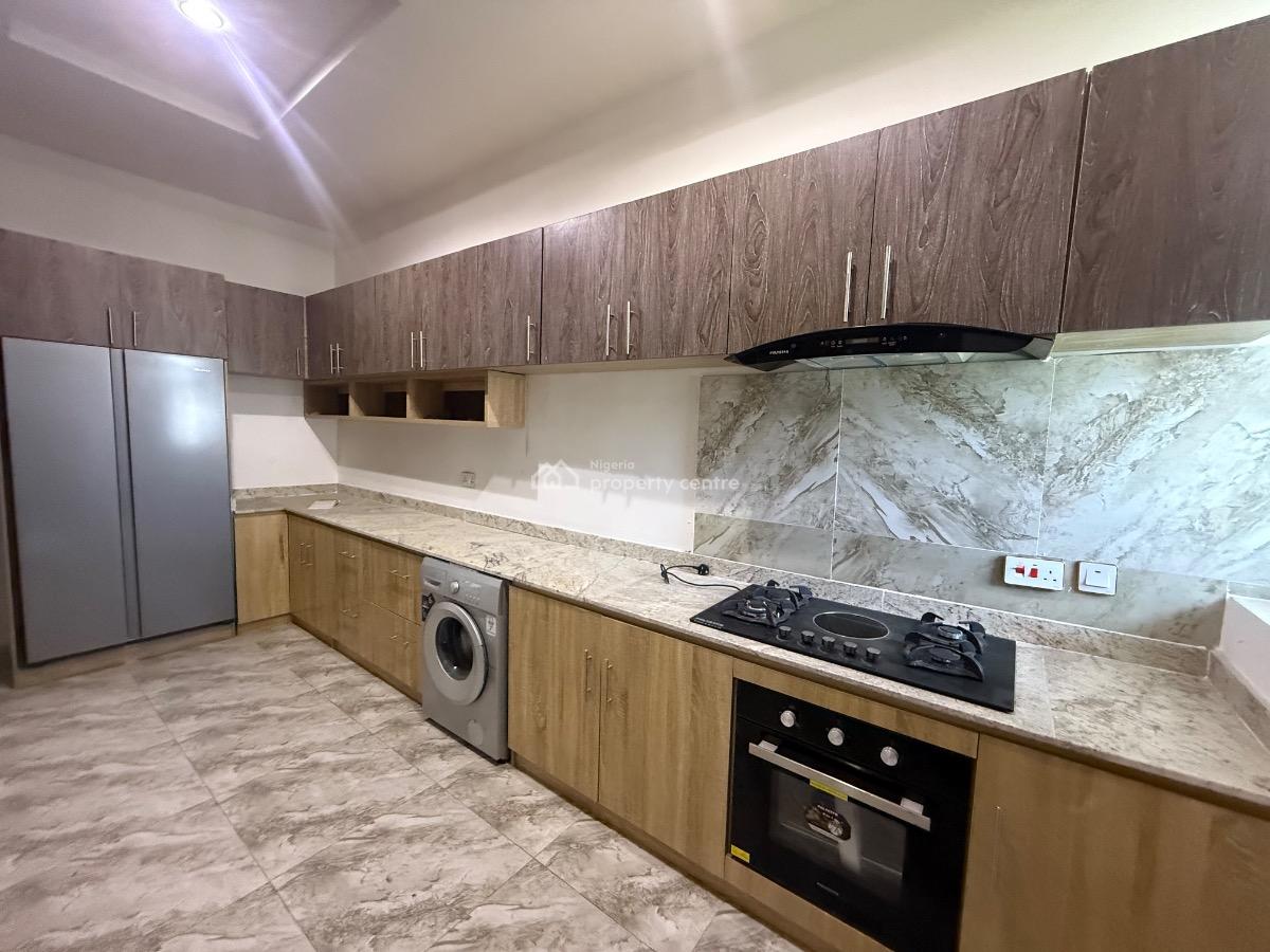 5 Bedroom Semi Detached Duplex with Swimming Pool for Distress, Royal Pine Estate, Orchid Road By Second Toll Gate, Lekki Phase 2, Lekki, Lagos, Semi-detached Duplex for Sale