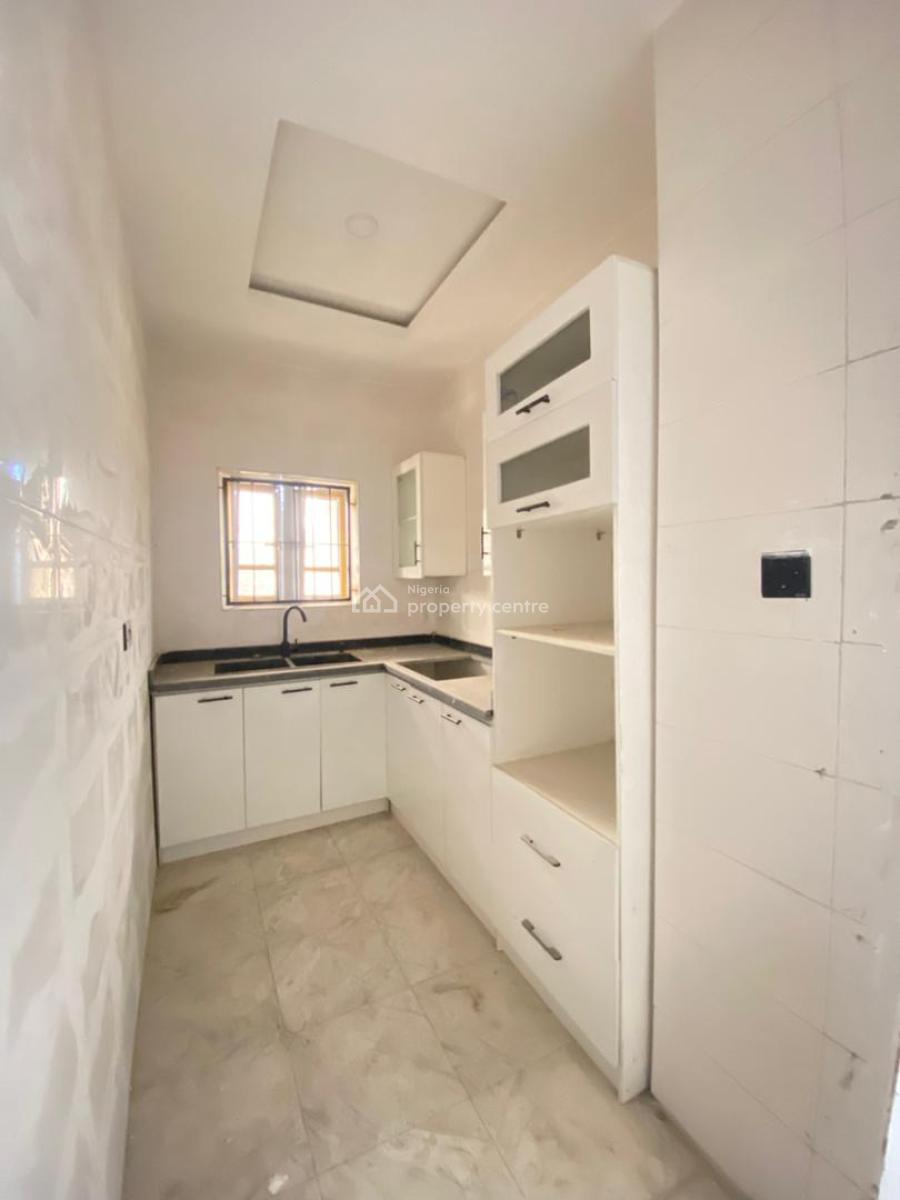 Beautiful 2 Bedroom Apartment, Sangotedo, Ajah, Lagos, Flat / Apartment for Sale