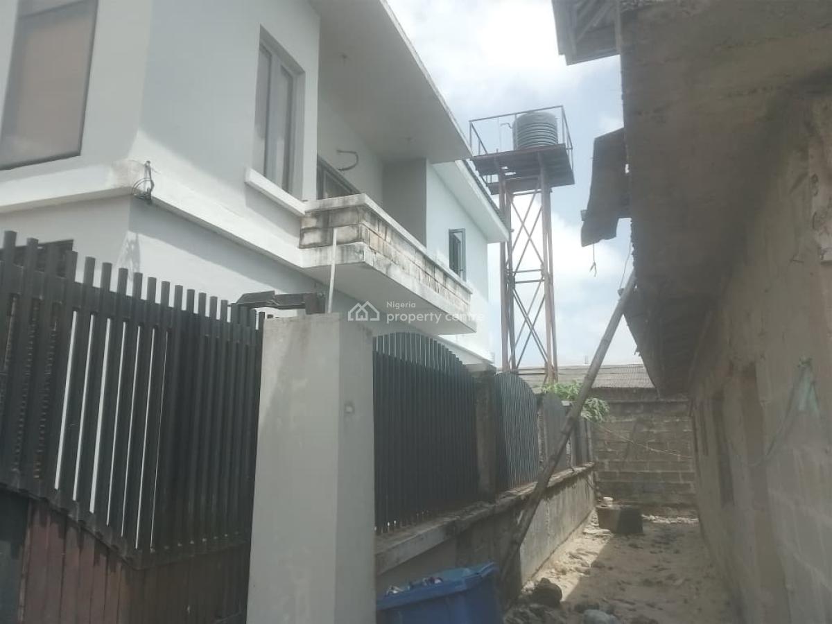 a 4 Bedroom Semi-detached Duplex with Bq, Majek, Lekki, Lagos, Semi-detached Duplex for Rent