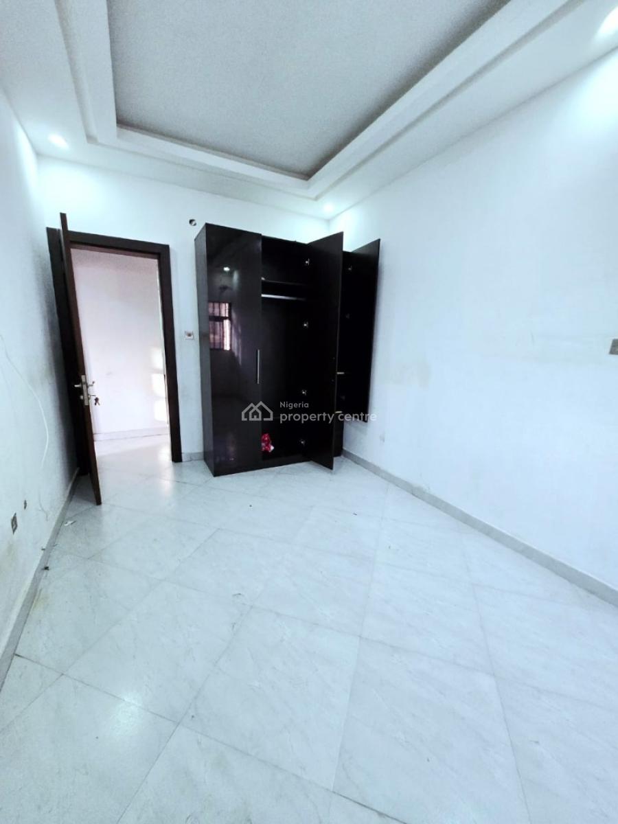 Lovely 3 Bedroom Apartment, Lekki Phase 1, Lekki, Lagos, Flat / Apartment for Rent