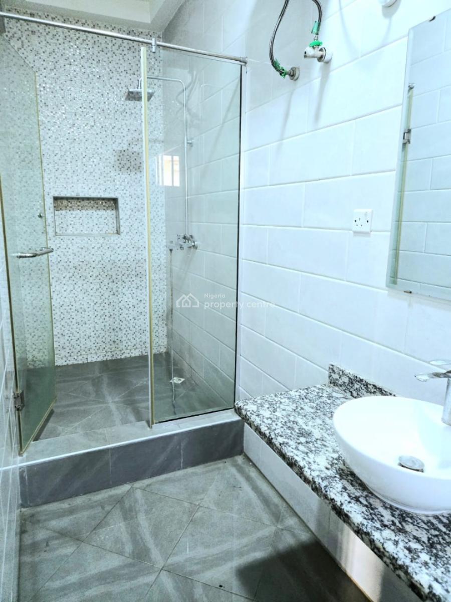 Lovely 3 Bedroom Apartment, Lekki Phase 1, Lekki, Lagos, Flat / Apartment for Rent