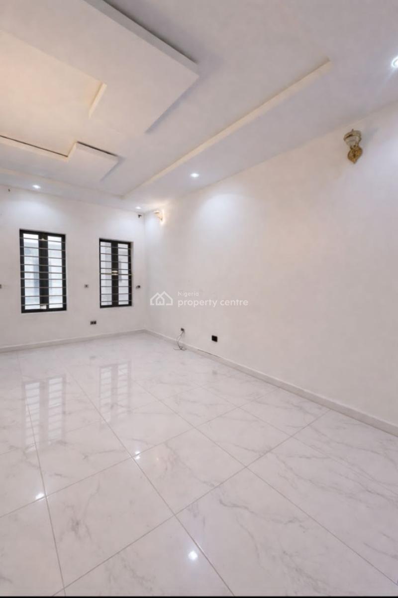 Massive Mini Flat with Fully Fitted  Kitchen & Personal Prepaid Meter, Royal Pine Estate, Orchid Road, Lekki, Lagos, Mini Flat (room and Parlour) for Rent