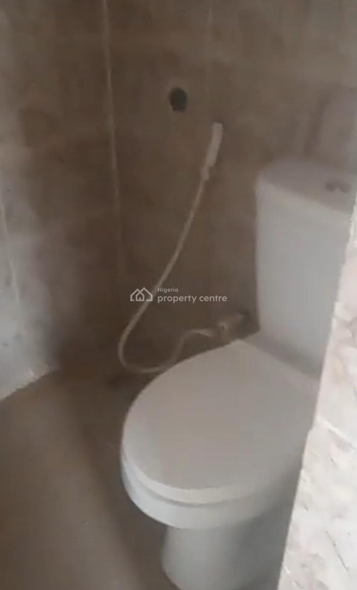 Well Maintained 2 Bedroom Apartment at Ajah { Video}, Marshy Hills Estate,akins Off Addo Road, Ajah, Lagos, Flat / Apartment for Rent