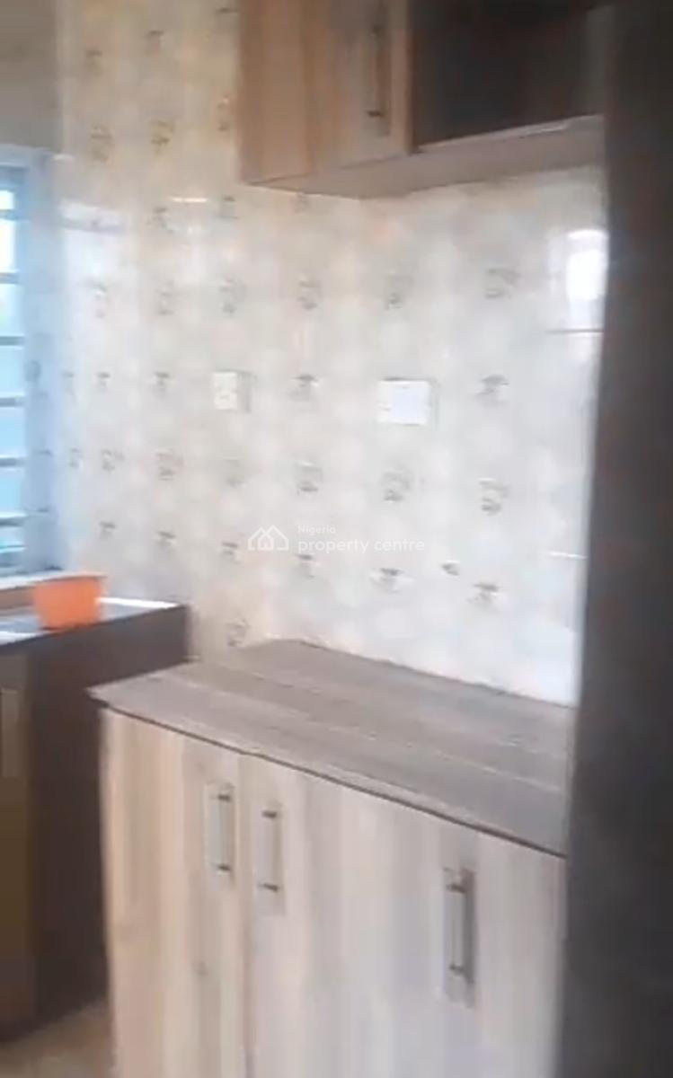 Well Maintained 2 Bedroom Apartment at Ajah { Video}, Marshy Hills Estate,akins Off Addo Road, Ajah, Lagos, Flat / Apartment for Rent