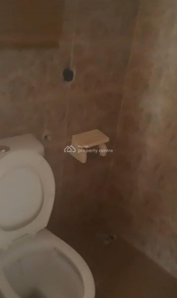 Well Maintained 2 Bedroom Apartment at Ajah { Video}, Marshy Hills Estate,akins Off Addo Road, Ajah, Lagos, Flat / Apartment for Rent