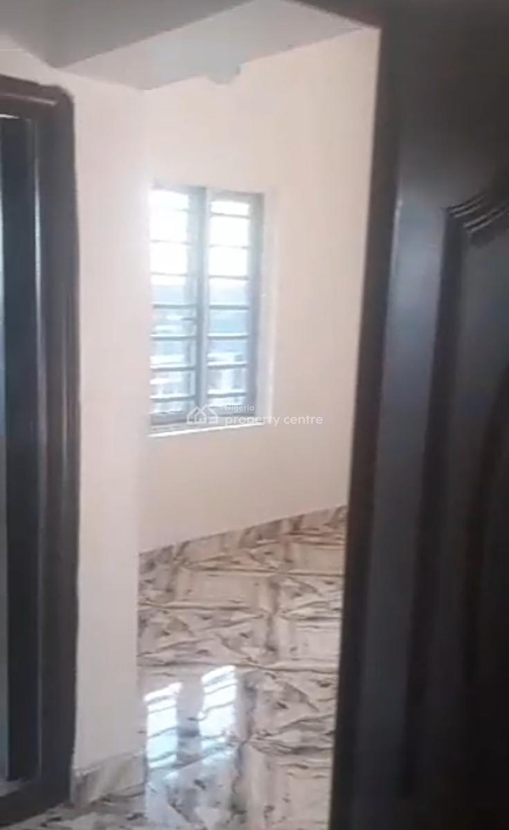 Well Maintained 2 Bedroom Apartment at Ajah { Video}, Marshy Hills Estate,akins Off Addo Road, Ajah, Lagos, Flat / Apartment for Rent