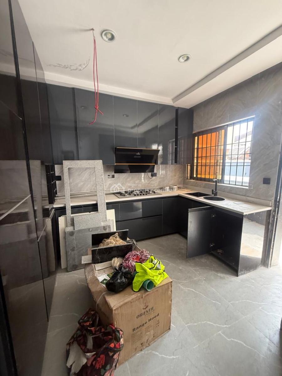 4 Bedroom Fully Detached Townhouse with Bq, Lekki Phase 1, Lekki, Lagos, Detached Duplex for Sale