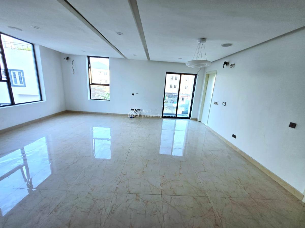 Tastefully Finished Serviced 4 Bedroom Maisonette, Lekki Phase 1, Lekki, Lagos, Terraced Duplex for Sale