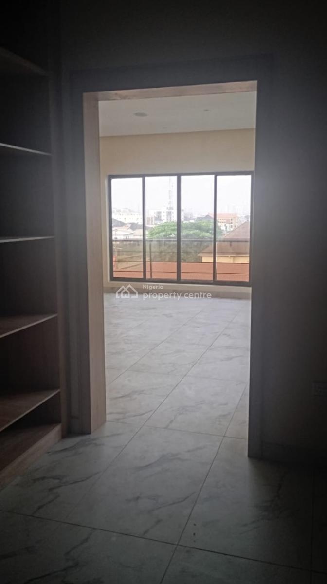 6 Bedroom Apartments on 4 Floors, Lekki, Lagos, Block of Flats for Sale