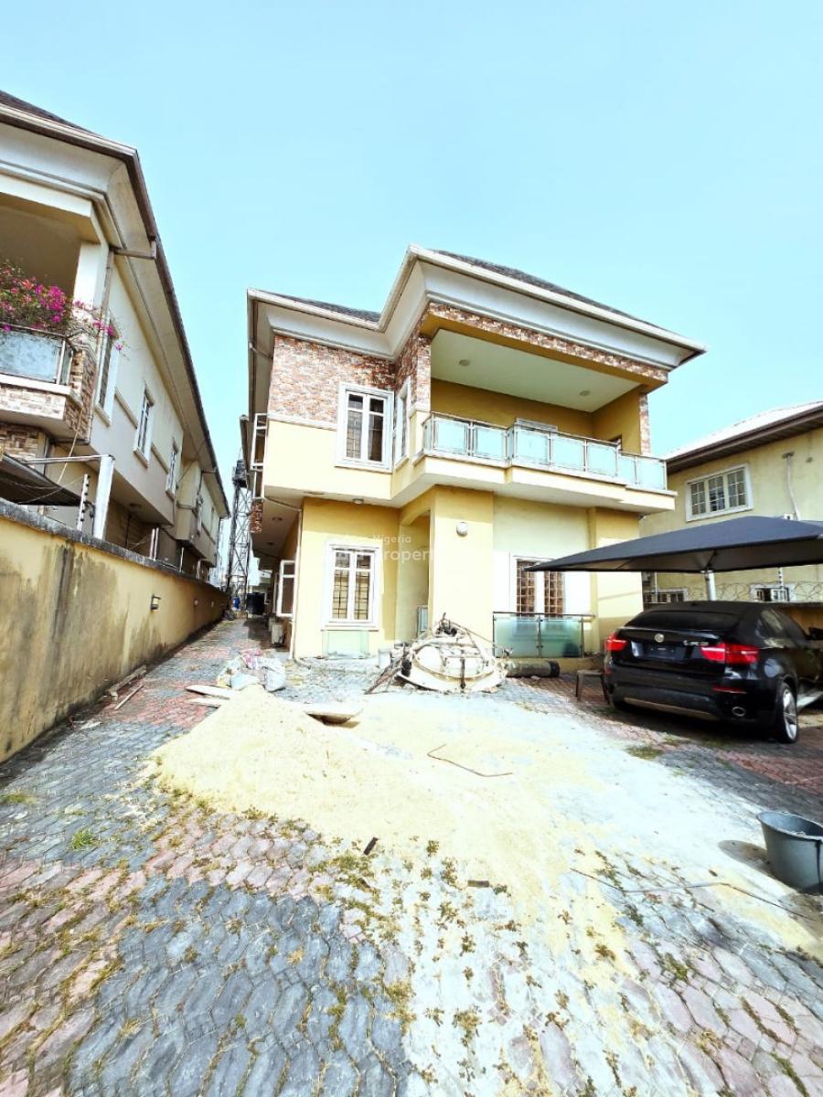 Massive Commercial 5 Bedroom Detached House with 2 Room Bq, Lekki Phase 1, Lekki, Lagos, Detached Duplex for Rent