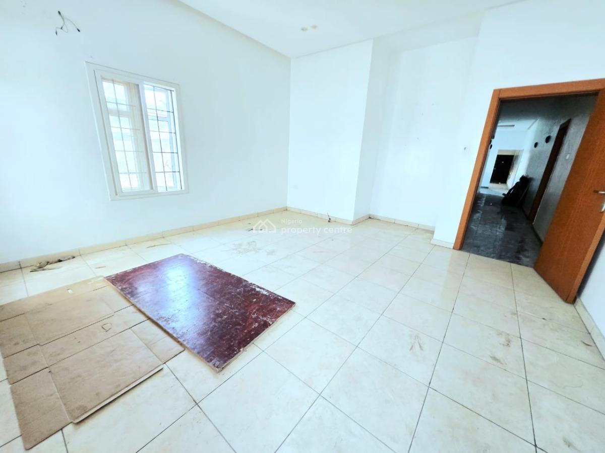 Massive Commercial 5 Bedroom Detached House with 2 Room Bq, Lekki Phase 1, Lekki, Lagos, Detached Duplex for Rent