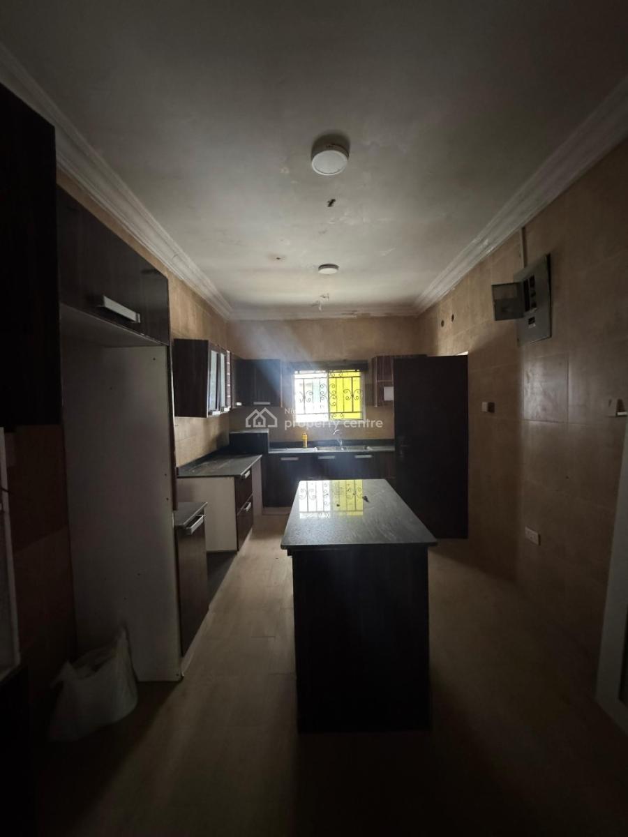 Well Maintained, Three (3) Bedroom Apartment, Lekki, Lagos, House for Sale