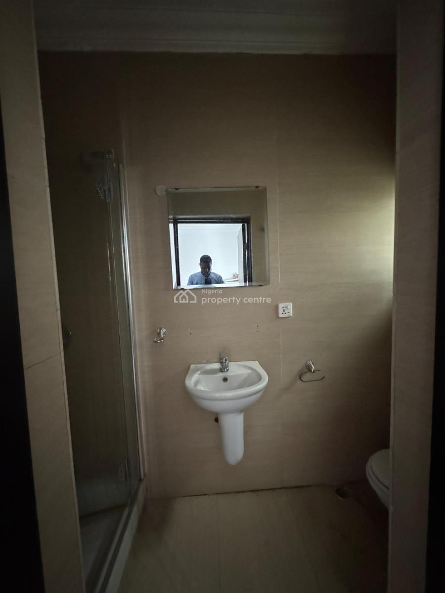 Well Maintained, Three (3) Bedroom Apartment, Lekki, Lagos, House for Sale