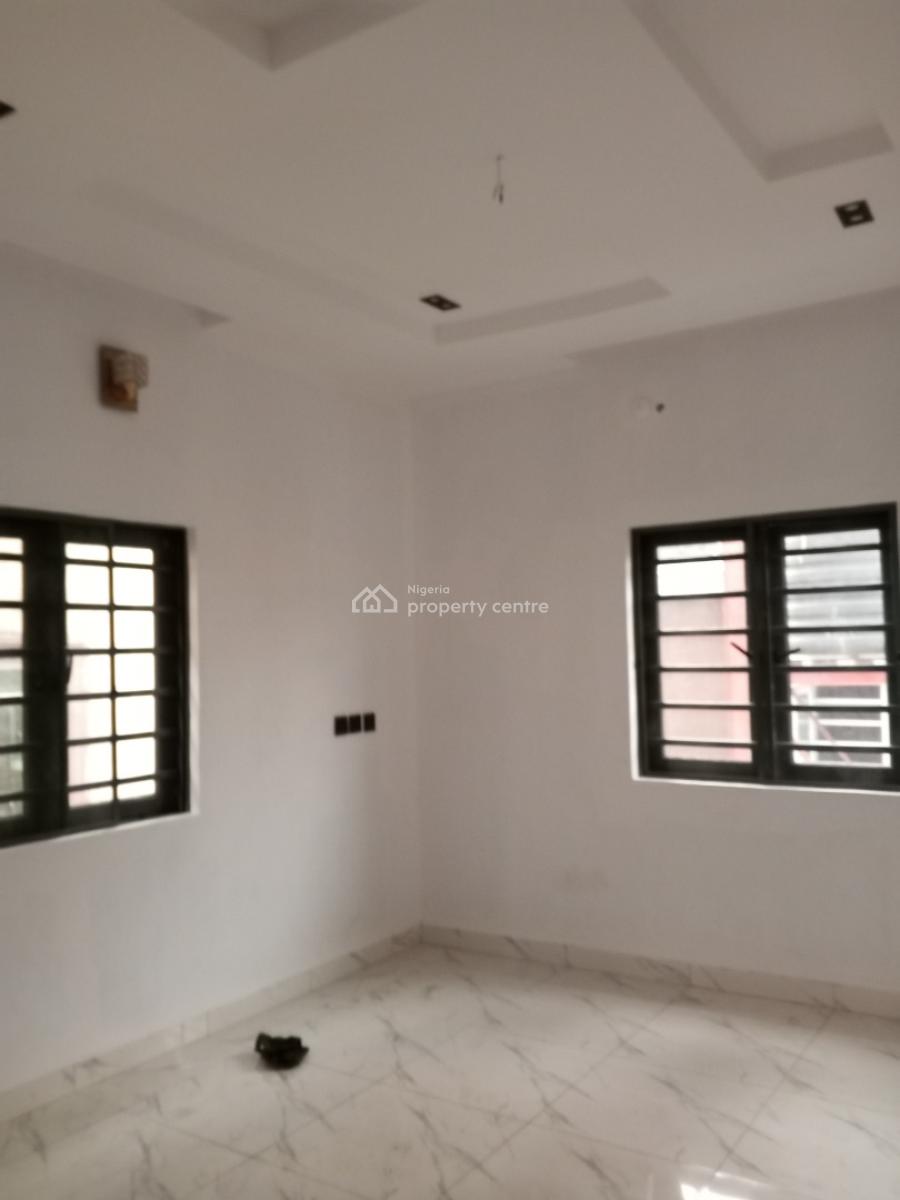 Luxury Newly Built 2 Bedroom, I.k.j Bus Stop Bucknor Estate, Isolo, Lagos, Flat / Apartment for Rent