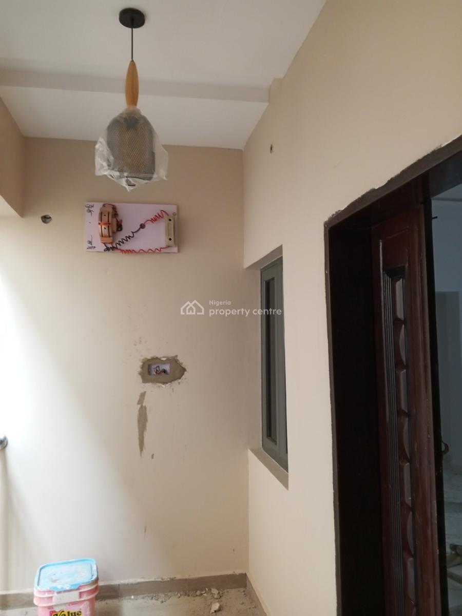 Luxury Newly Built 2 Bedroom, I.k.j Bus Stop Bucknor Estate, Isolo, Lagos, Flat / Apartment for Rent