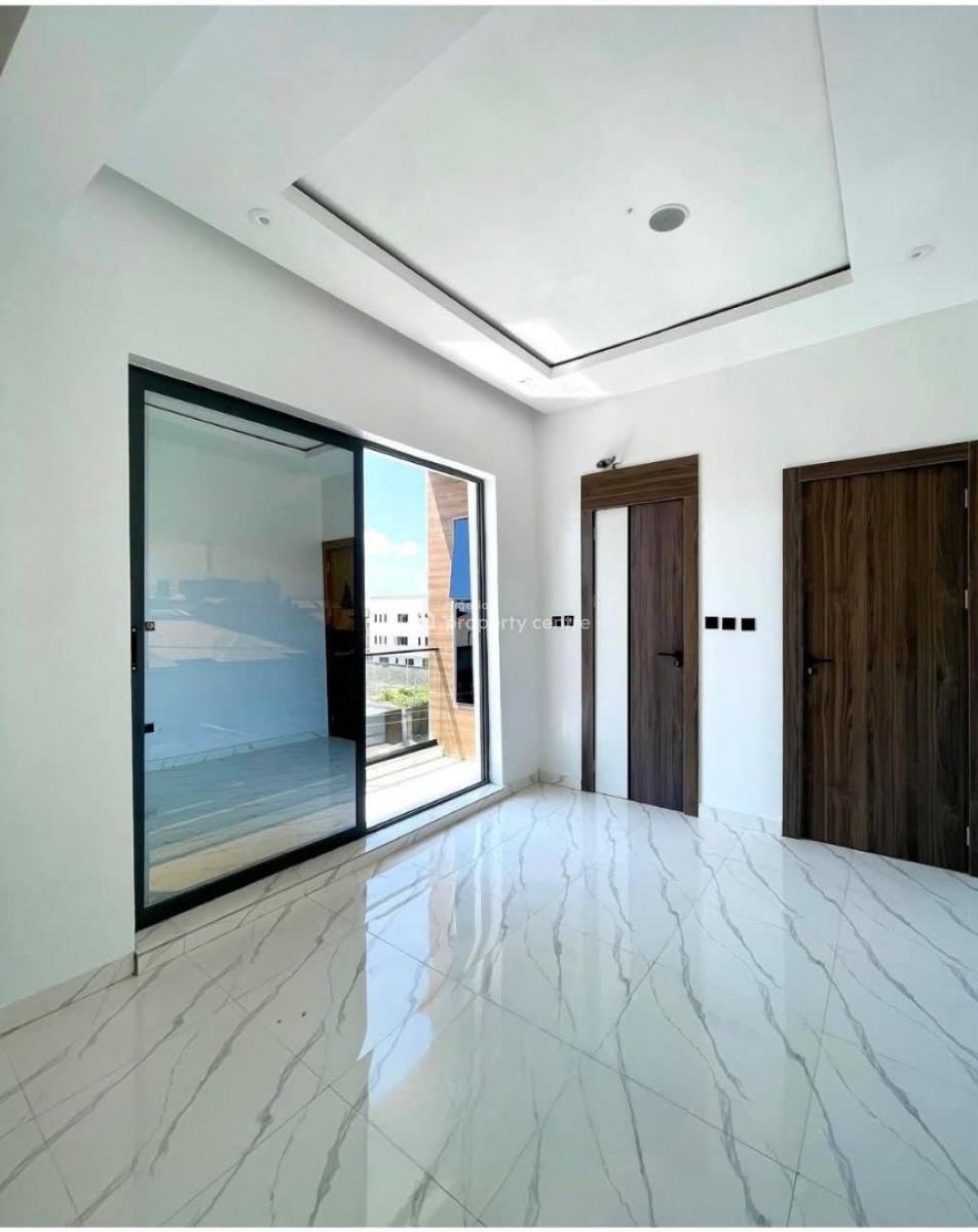 Luxury 3 Bedrooms Apartment with a Room Staff Quarter, Banana Island, Ikoyi, Lagos, Flat / Apartment for Rent