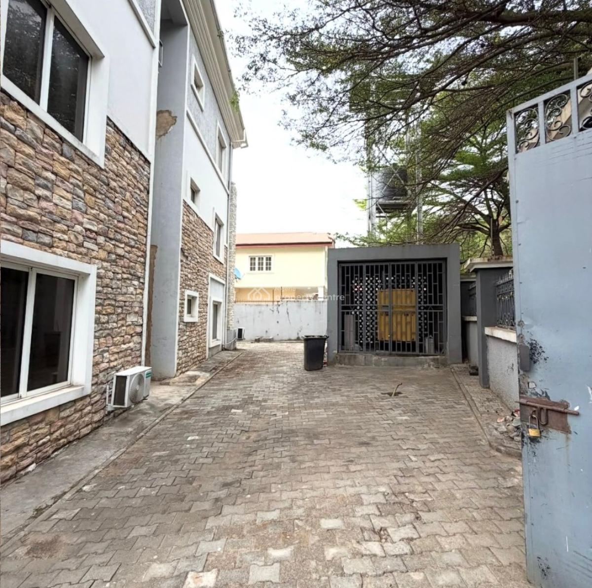 6 Units of 3 Bedroom Apartment with Bq Attached, Maitama District, Abuja, Flat / Apartment for Sale