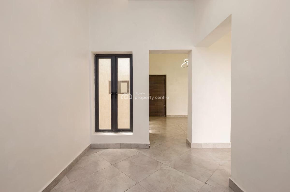 Standard 3 Bedroom Apartment with Bq, Mpape, Maitama Extension, Maitama 2, Maitama District, Abuja, Block of Flats for Sale