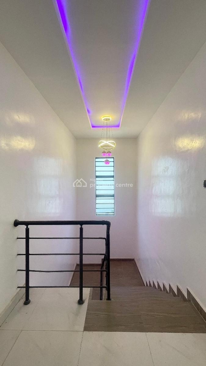 Splendidly Built Semi Detached  4 Bedroom Duplex + Boys Quarters, Ologolo, Lekki, Lagos, Semi-detached Duplex for Sale