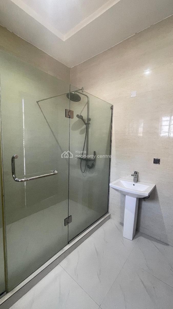 Splendidly Built Semi Detached  4 Bedroom Duplex + Boys Quarters, Ologolo, Lekki, Lagos, Semi-detached Duplex for Sale