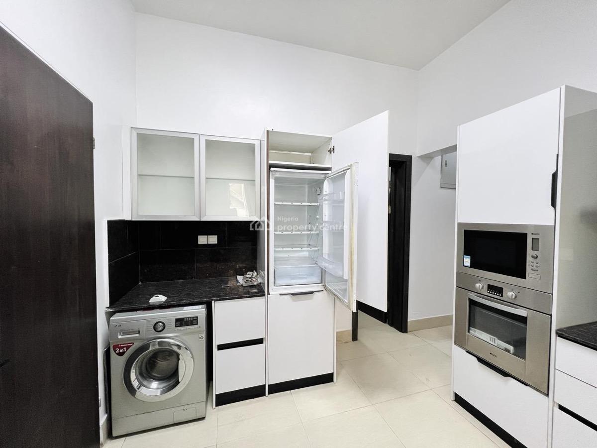 Luxury Three Bedroom Apartment, Lekki Phase 1, Lekki, Lagos, Flat / Apartment for Rent