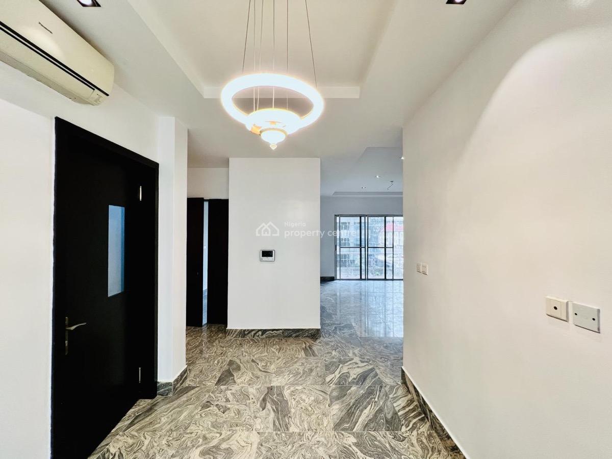 Luxury Three Bedroom Apartment, Lekki Phase 1, Lekki, Lagos, Flat / Apartment for Rent