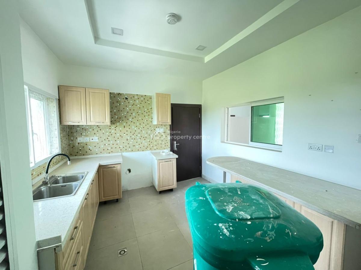 Spacious 3-bedroom Apartment, Sangotedo, Ajah, Lagos, Flat / Apartment for Sale