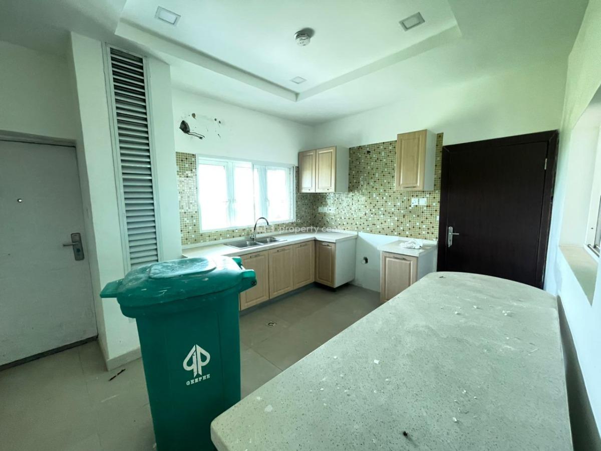 Spacious 3-bedroom Apartment, Sangotedo, Ajah, Lagos, Flat / Apartment for Sale