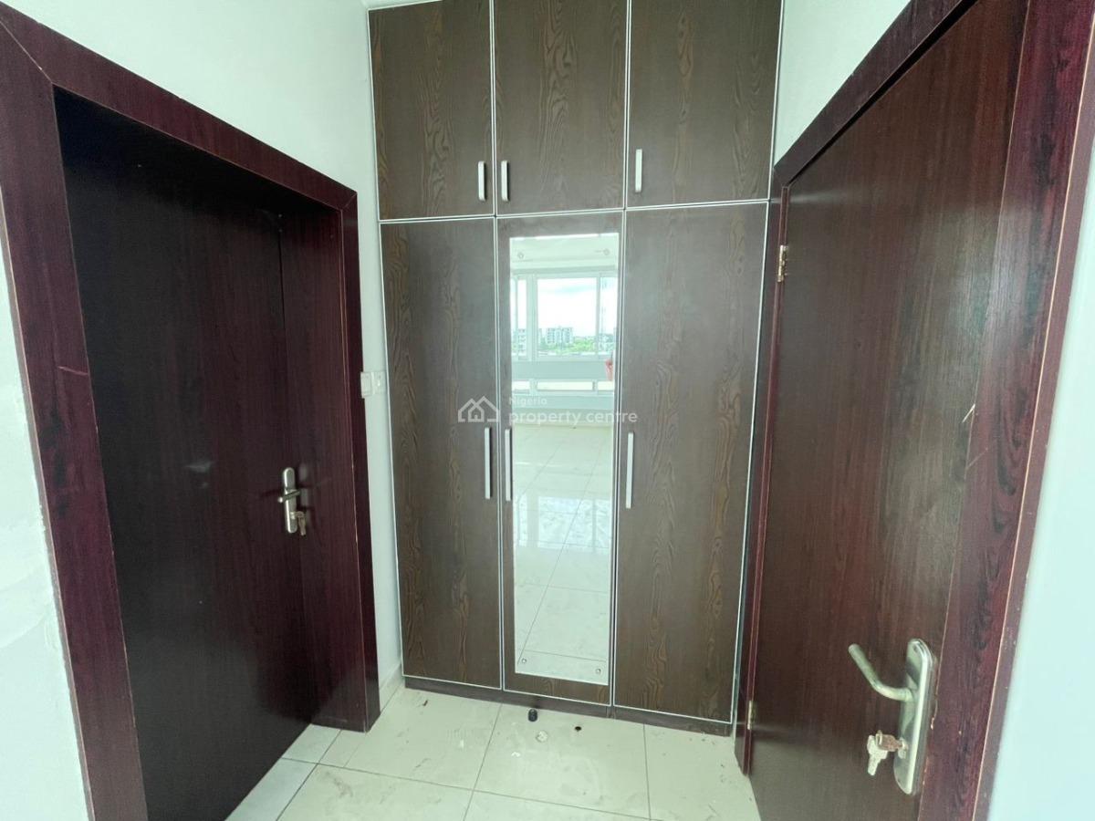 Spacious 3-bedroom Apartment, Sangotedo, Ajah, Lagos, Flat / Apartment for Sale