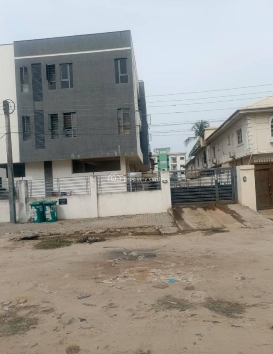 Lovely Spacious 2 Bedroom Apartment in a Secure Estate., Lekki County Ikota, Lekki, Lagos, Flat / Apartment for Rent